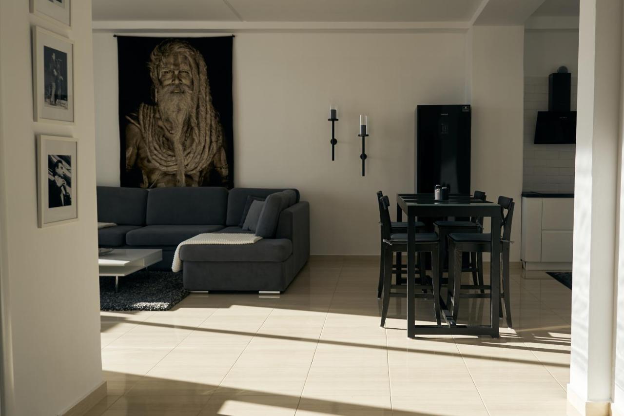 The Garrison Apartment Saranda Extérieur photo
